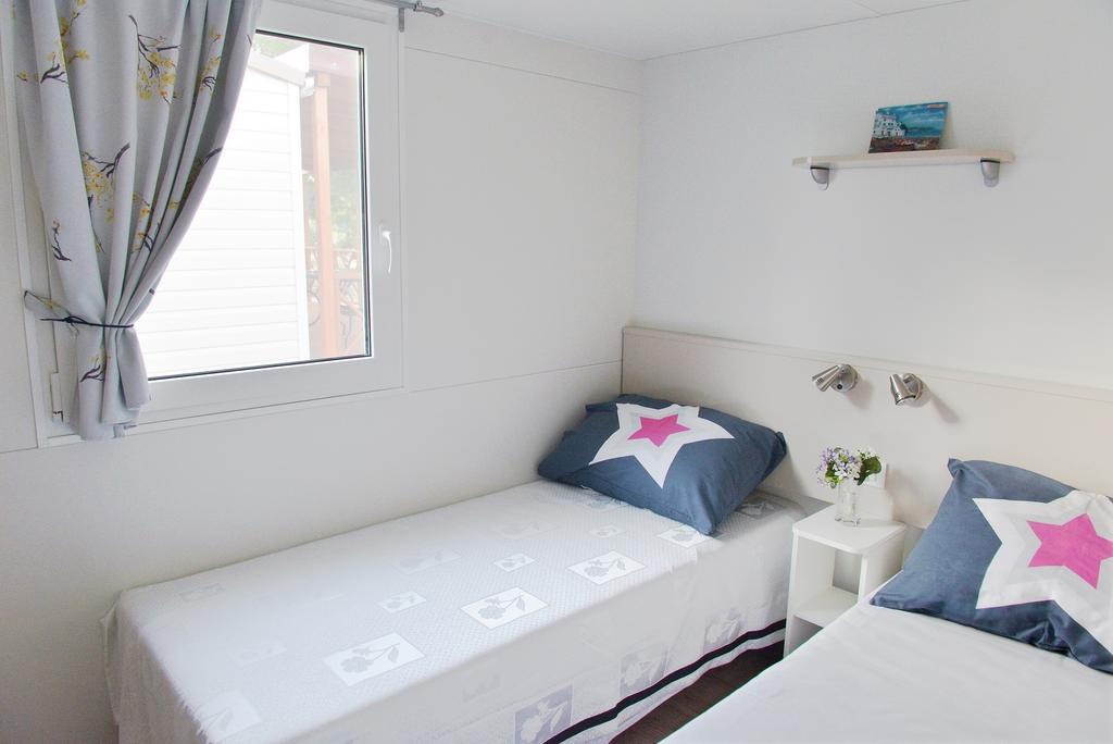 Mobile Homes Murter Jezera Εξωτερικό φωτογραφία