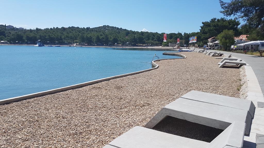 Mobile Homes Murter Jezera Εξωτερικό φωτογραφία